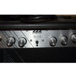 Amplificador First Act Para Guitarra Eléctrica 10w Al110 - Imagen 2